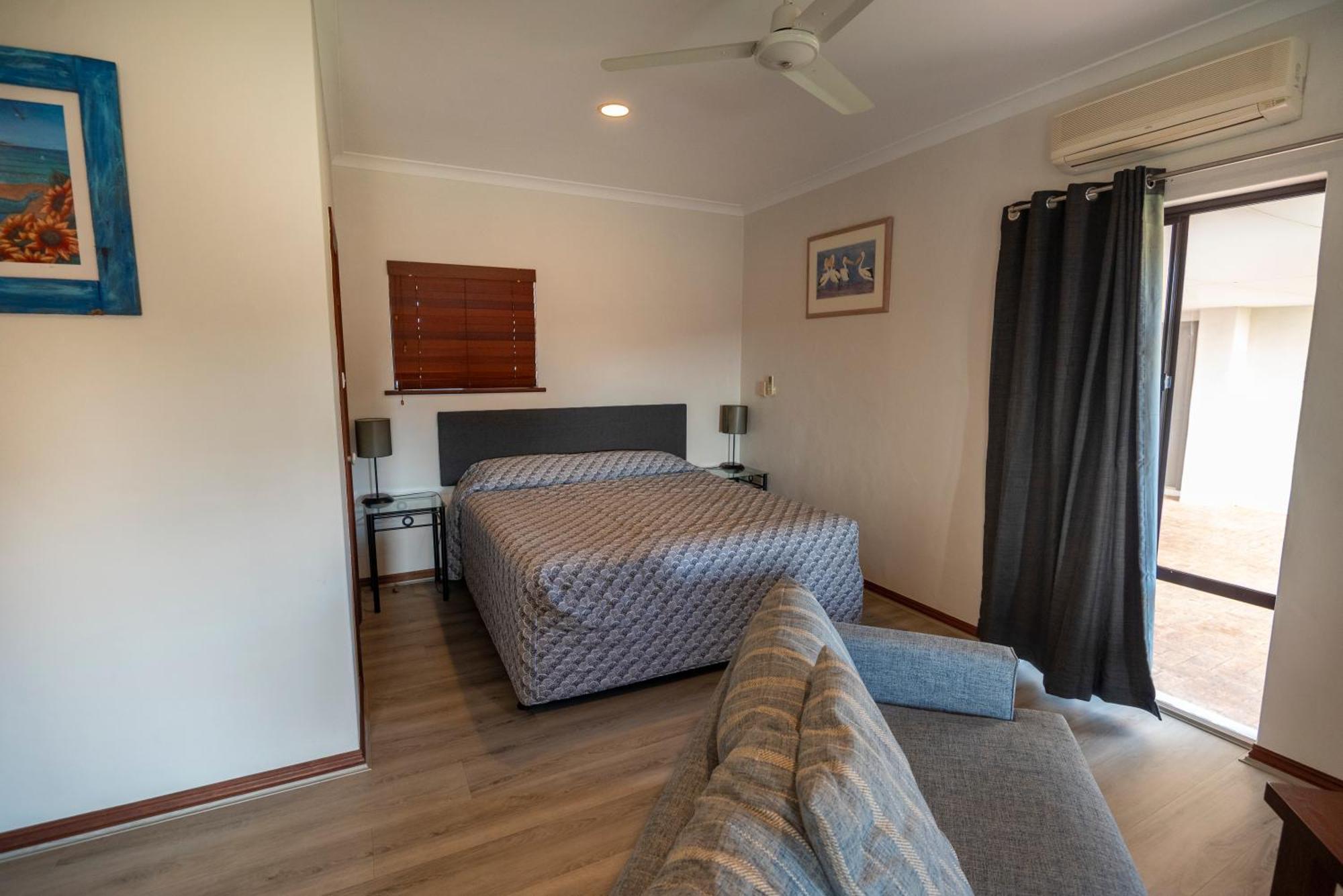 Hotel Kalbarri Red Bluff Tourist Park Exterior foto