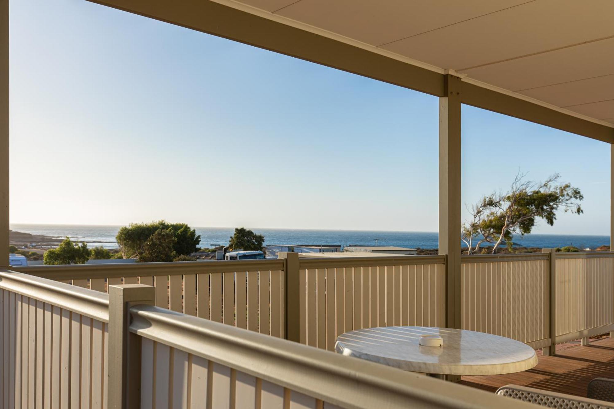 Hotel Kalbarri Red Bluff Tourist Park Exterior foto